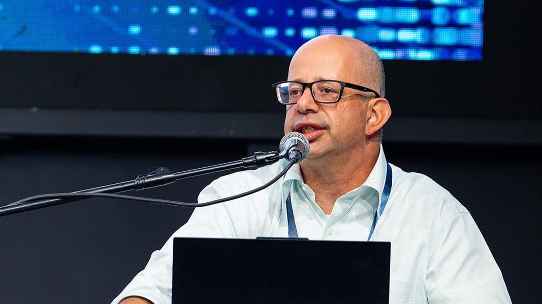 י"ור רשות החשמל, אמיר שביט. צילום: שאולי לנדנר סטודיו ארט